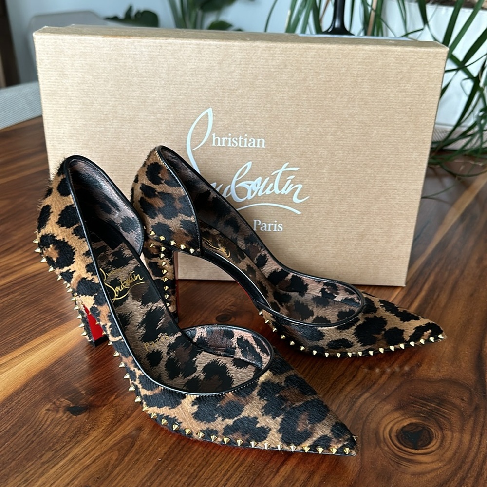 Christian Louboutin Leopard Print Heels Pumps!